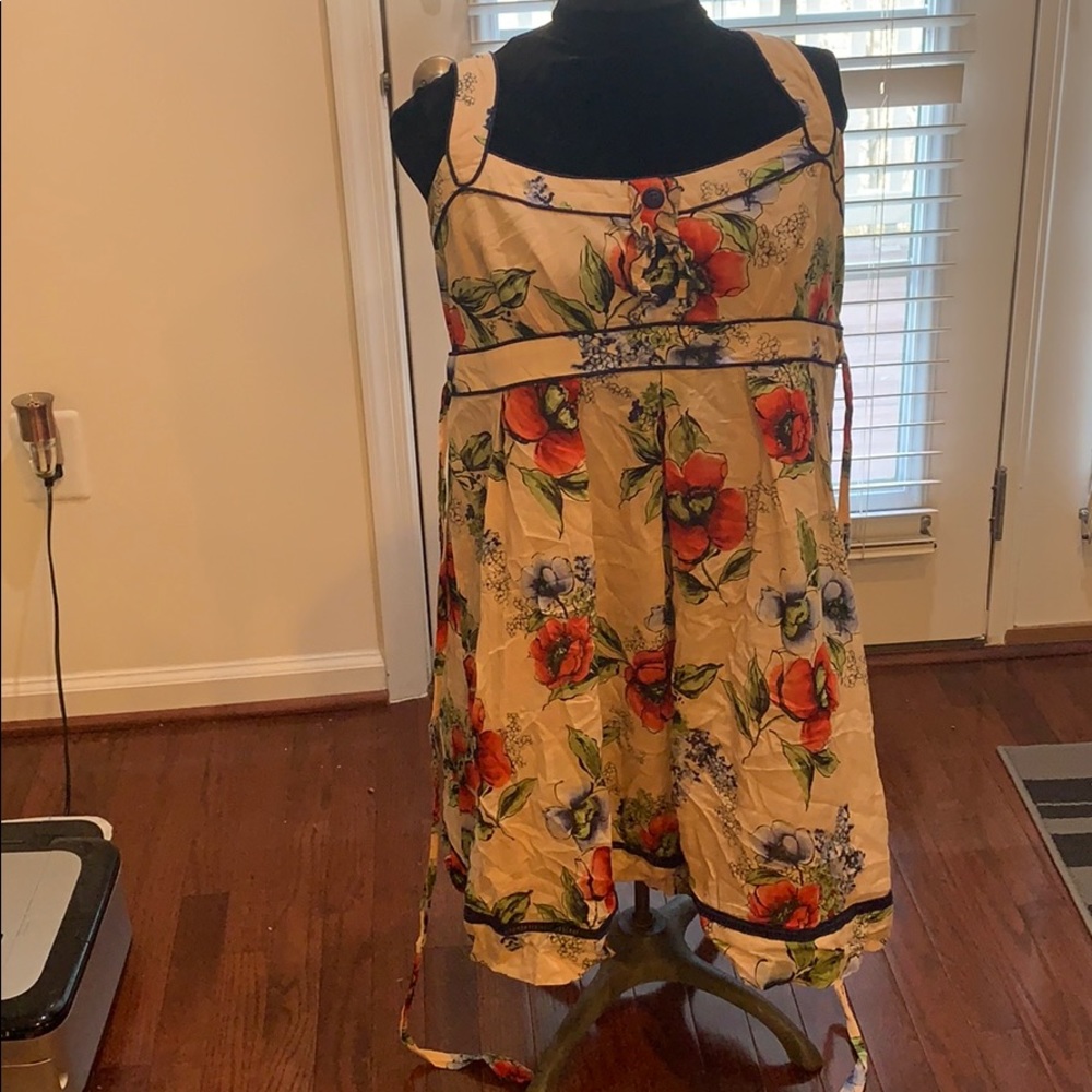 Jessica Howard dress.